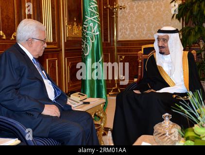 Bildnummer: 59300735  Datum: 04.03.2013  Copyright: imago/Xinhua (130304)-- Riyadh, March 4, 2012 (Xinhua) -- A photo released by the Palestinian presidency office shows Palestinian President Mahmoud Abbas (L) meets with Saudi Crown Prince Salman Bin Abdul Aziz Al-Saud in Riyadh, Saudi Arabia, on March 4, 2013. (Xinhua) SAUDI ARABIA-RIYADH-ABBAS-VISIT PUBLICATIONxNOTxINxCHN Politik people premiumd x0x xac 2013 quer      59300735 Date 04 03 2013 Copyright Imago XINHUA  Riyadh March 4 2012 XINHUA a Photo released by The PALESTINIAN Presidency Office Shows PALESTINIAN President Mahmoud Abbas l Me Stock Photo