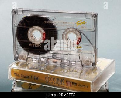 Cassette audio compatte popolari per le registrazioni domestiche, in particolare con il C90, ma anche per le uscite promozionali con riviste. Sviluppato da P Foto Stock