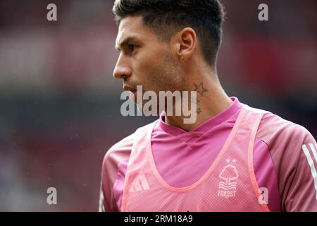 Gonzalo Montiel del Nottingham Forest durante la partita di Premier League all'Old Trafford, Manchester. Data foto: Sabato 26 agosto 2023. Foto Stock