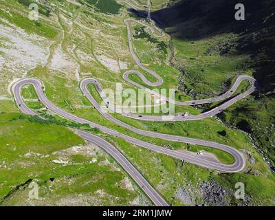 Vista dall'alto della strada del monte Transfagaras in Romania Foto Stock