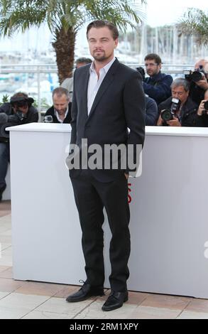 Bildnummer: 59648470 Datum: 15.05.2013 Copyright: imago/Xinhua (130515) -- CANNES, 15 maggio 2012 (Xinhua) -- l'attore statunitense Leonardo DiCaprio posa durante il photocall per il film australiano The Great Gatsby al 66° Festival di Cannes, nel sud della Francia, 15 maggio 2013. (Xinhua/Gao Jing) FRANCIA-CANNES-FILM FESTIVAL-IL GRANDE GATSBY PUBLICATIONxNOTxINxCHN Entertainment People xas x0x 2013 hoch premiumd di Caprio 59648470 Data 15 05 2013 Copyright Imago XINHUA Cannes 15 maggio 2012 XINHUA U.S. Actor Leonardo DiCaprio posa durante il Photo call per Australian Film il grande Gatsby al Foto Stock