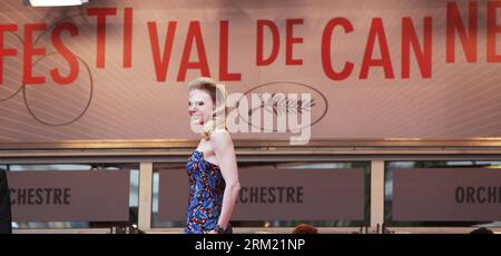 Bildnummer: 59666042  Datum: 19.05.2013  Copyright: imago/Xinhua (130519) -- CANNES, May 19, 2012 (Xinhua) -- Jury member, Australian actress Nicole Kidman arrives for the screening of American film Inside Llewyn Davis in competition at the 66th Cannes Film Festival in Cannes, southern France, May 19, 2013. (Xinhua/Gao Jing) FRANCE-CANNES-FILM FESTIVAL-INSIDE LLEWYN DAVIS-PREMIERE PUBLICATIONxNOTxINxCHN People Kultur Entertainment Film 66 Internationale Filmfestspiele Cannes Filmpremiere Premiere xdp x0x 2013 quer premiumd      59666042 Date 19 05 2013 Copyright Imago XINHUA  Cannes May 19 201 Stock Photo