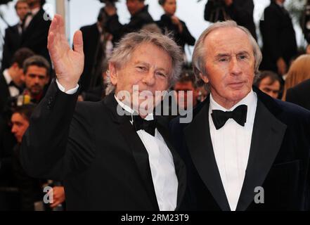 Bildnummer: 59680143 Datum: 22.05.2013 Copyright: imago/Xinhua CANNES -- il regista polacco Roman Polanski (L) posa per le foto mentre arriva per la proiezione del film americano All Is Lost presentato fuori concorso alla 66a edizione del Festival di Cannes, nel sud della Francia, 22 maggio 2013. (Xinhua/Gao Jing)(axy) FRANCE-CANNES-FILM FESTIVAL-ALL IS LOST-PREMIERE PUBLICATIONxNOTxINxCHN Kultur Entertainment People Film 66 Internationale Filmfestspiele Cannes Filmpremiere Premiere xsp x0x 2013 quer Highlight Premiumd 59680143 Data 22 05 2013 Copyright Imago XINHUA Cannes Pol Foto Stock