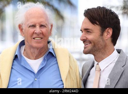 Bildnummer: 59684784  Datum: 23.05.2013  Copyright: imago/Xinhua (130523) -- CANNES, May 23, 2013 (Xinhua) -- US actors Bruce Dern (L) and Will Forte pose during a photocall for the film Nebraska presented in Competition at the 66th edition of the Cannes Film Festival in Cannes, France, May 23, 2013. (Xinhua/Gao Jing) FRANCE-CANNES-FILM FESTIVAL-NEBRASKA-PHOTOCALL PUBLICATIONxNOTxINxCHN Kultur Entertainment People Film 66 Internationale Filmfestspiele Cannes Photocall xcb x0x 2013 quer premiumd      59684784 Date 23 05 2013 Copyright Imago XINHUA  Cannes May 23 2013 XINHUA U.S. Actors Bruce De Stock Photo