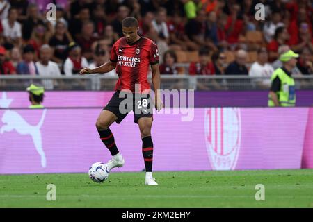 Milano, Italy. 26th Aug, 2023. Malick Thiaw of Ac Milan controls the ball during the Serie A match beetween Ac Milan and Torino Fc at Stadio Giuseppe Meazza on August 26, 2023 in Milano, Italy . Credit: Marco Canoniero/Alamy Live News Foto Stock