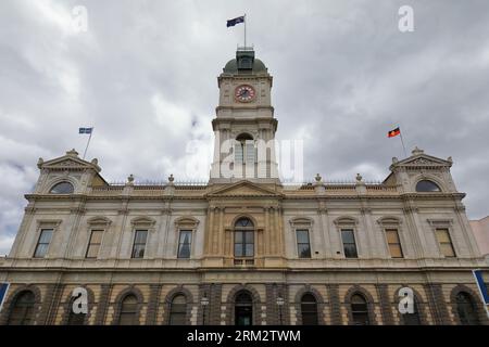 876 Municipio costruito nel 1870-72 d.C. in stile revival classico, Sturt e Armstrong Street angolo sud-est. Ballarat-Australia. Foto Stock