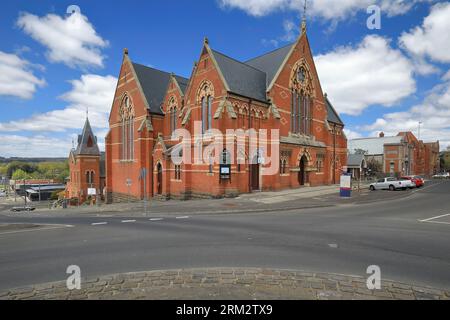 885 facciata della Central Uniting Church, ex Wesleyan Church, all'angolo di Lydiard e Dana Street. Ballarat-Australia. Foto Stock