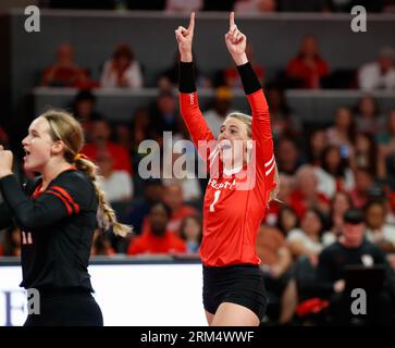 26 agosto 2023: Il setter di Houston Morgan Janda (1) celebra un punto durante una partita di pallavolo NCAA tra Houston e Southern Miss il 26 agosto 2023 a Houston. (Immagine di credito: © Scott Coleman/ZUMA Press Wire) SOLO USO EDITORIALE! Non per USO commerciale! Crediti: ZUMA Press, Inc./Alamy Live News Foto Stock