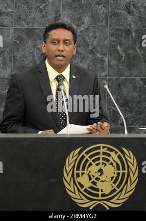 Bildnummer: 60535273 Datum: 27.09.2013 Copyright: imago/Xinhua (130927) -- NEW YORK, 27 settembre 2013 (Xinhua) -- il vicepresidente delle Seychelles Danny Faure affronta il dibattito generale della 68a Assemblea generale delle Nazioni Unite, presso la sede delle Nazioni Unite a New York, il 27 settembre 2013. (Xinhua/Wang lei) (lyx) ASSEMBLEA GENERALE delle Nazioni Unite-SEYCHELLES PUBLICATIONxNOTxINxCHN People Politik Porträt un Vereinte Nationen Generalversammlung xdp x0x 2013 hoch premiumd 60535273 Data 27 09 2013 Copyright Imago XINHUA New York settembre 27 2013 XINHUA Vice Presidente Seychelles Danny Faure si rivolge al generale De Foto Stock