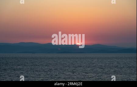 Mare Adriatico. Splendide foto di una spettacolare alba sulla costa croata Foto Stock