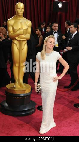 L'attrice Naomi Watts arriva per il Red carpet del 86° Academy Awards al Dolby Theater di Los Angeles, negli Stati Uniti, il 2 marzo 2014. (Xinhua/Yang lei)(ctt) US-LOS ANGELES-OSCAR-RED CARPET ARRIVAL PUBLICATIONxNOTxINxCHN l'attrice Naomi Watts arriva per il Red Carpet dei 86th Academy Awards AL Dolby Theatre di Los Angeles negli Stati Uniti 2 marzo 2014 XINHUA Yang lei CTT U.S. Los Angeles Oscar Red Carpet Arrivals PUBLICATIONTXINXINXCHN Foto Stock