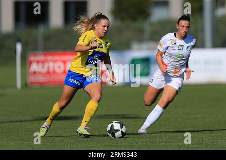 Patricia Pfanner (15 First Vienna FC) in azione durante l'Admiral Frauen Bundesliga Match Neulengbach vs Vienna al Wienerwald Stadion (Tom Seiss/ SPP) credito: SPP Sport Press Photo. /Alamy Live News Foto Stock