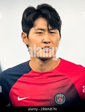 Parigi, Francia. 26 agosto 2023. Lee Kang-in del PSG durante la partita di Ligue 1 Uber Eats tra Paris Saint-Germain e RC Lens giocata al Parc des Princes Stadium il 26 agosto a Parigi, in Francia. (Foto di Matthieu Mirville/PRESSINPHOTO) crediti: PRESSINPHOTO SPORTS AGENCY/Alamy Live News Foto Stock