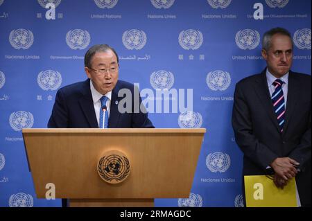 (140708) -- NEW YORK, 8 luglio 2014 (Xinhua) -- il Segretario generale delle Nazioni Unite Ban Ki-Moon (L) parla durante una conferenza stampa sul rapporto intermedio del Deep Decarbonization Pathway Project (DDPP) , presso la sede delle Nazioni Unite a New York, l'8 luglio 2014. Martedì le Nazioni Unite hanno pubblicato i risultati preliminari di uno studio a 15 nazioni sui modi per ridurre il riscaldamento globale attraverso la riduzione delle emissioni di carbonio, nel tentativo di mantenere la temperatura mondiale al di sotto di un aumento di 2 gradi Celsius. (Xinhua/Niu Xiaolei) un-NEW YORK-ENVIRONMENT-DECARBONIZATION-REPORT PUBLICATIONxNOTxINxCHN New York 8 luglio 2014 XINHUA Unite Foto Stock