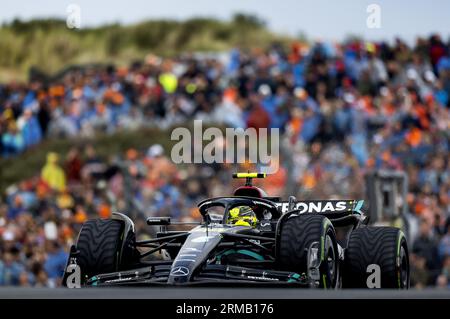 ZANDVOORT - Lewis Hamilton (Mercedes) durante il Gran Premio di F1 dei Paesi Bassi sul circuito Zandvoort il 27 agosto 2023 a Zandvoort, Paesi Bassi. ANP KOEN VAN WEEL Foto Stock