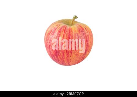 Frutto di mela isolato su bianco. Spuntino sano e succoso a righe rosse. Foto Stock