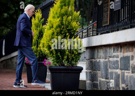 Washington, Stati Uniti. 27 agosto 2023. Il presidente DEGLI STATI UNITI Joe Biden arriva alla Holy Trinity Catholic Church a Washington, DC, USA, domenica 27 agosto, 2023. foto di Ting Shen/Pool/ABACAPRESS.COM Credit: abaca Press/Alamy Live News Foto Stock
