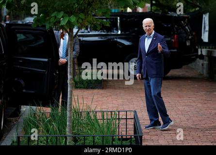 Washington, Stati Uniti. 27 agosto 2023. Il presidente DEGLI STATI UNITI Joe Biden lascia la Holy Trinity Catholic Church a Washington, DC, USA, domenica 27 agosto, 2023. foto di Ting Shen/Pool/ABACAPRESS.COM Credit: abaca Press/Alamy Live News Foto Stock