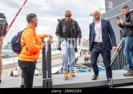 Zandvoort, Paesi Bassi, agosto 27, Lewis Hamilton, dal Regno Unito gareggia per Mercedes F1. Giornata di gara, 14° round del campionato di Formula 1 2023. Crediti: Michael Potts/Alamy Live News Foto Stock