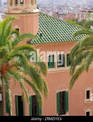 La meraviglia architettonica di Gaudí a Park Guell, Barcellona Foto Stock