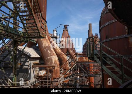 Ferriere completamente conservate presso il museo Völklinger Hütte, patrimonio mondiale dell'UNESCO in Germania Foto Stock