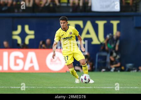 Vila-Real, Spagna. 27 agosto 2023. Ilias Akhomach (Villarreal) calcio/calcio: Spagnolo "LaLiga EA Sports" partita tra Villarreal CF 3-4 FC Barcelona presso l'Estadio de la ceramica di Vila-Real, Spagna. Crediti: Mutsu Kawamori/AFLO/Alamy Live News Foto Stock