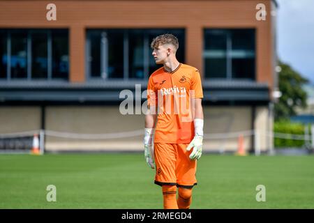 Swansea, Galles. 26 agosto 2023. Portiere Kit Margetson di Swansea City durante la partita Under 18 Professional Development League tra Swansea City e Sheffield Wednesday presso la Swansea City Academy di Swansea, Galles, Regno Unito, il 26 agosto 2023. Crediti: Duncan Thomas/Majestic Media/Alamy Live News. Foto Stock