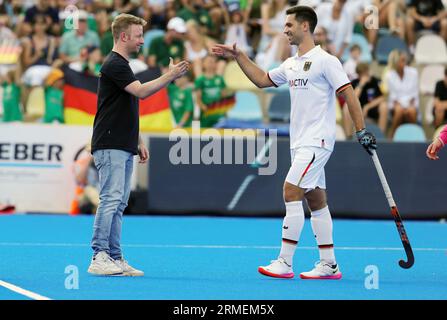 Monchengladbach, Deutschland. 21 agosto 2023. Firo : 08/21/2023 Hockey hockey su campo Euro 2023 uomini CAMPIONATI EUROPEI GERMANIA - Olanda allenatore nazionale Andre Henning sinistro credito: dpa/Alamy Live News Foto Stock