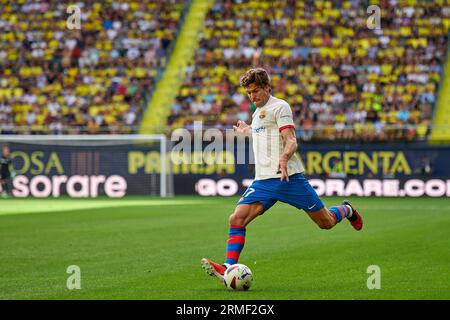 Villareal, Spagna. 27 agosto 2023. Marcos Alonso del Barcellona CF in azione durante la Liga EA Sport Regular Season Round 3 tra il Villareal CF e il FC Barcelona allo Stadio ceramica. Villareal CF 3 : 4 FC Barcelona. Credito: SOPA Images Limited/Alamy Live News Foto Stock