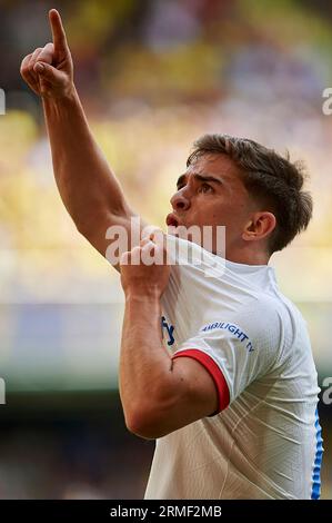 Villareal, Spagna. 27 agosto 2023. Il Gavi di Barcellona CF celebra un gol durante il terzo round della stagione regolare de la Liga EA Sport tra il Villareal CF e il FC Barcelona allo Stadio ceramica. Villareal CF 3 : 4 FC Barcelona. (Foto di Germán Vidal/SOPA Images/Sipa USA) credito: SIPA USA/Alamy Live News Foto Stock