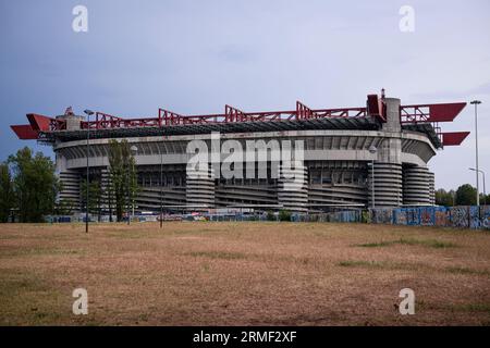 La visione generale dello stadio Giuseppe Meazza (noto anche come San Siro) è vista prima della partita di serie A tra l'AC Milan e il Torino FC. Foto Stock