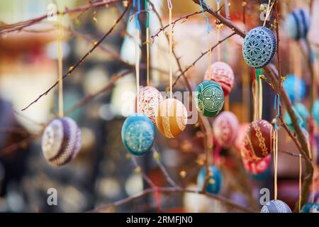 Luci A Batteria A Forma Di Uovo Di Pasqua - 2m Con 10 LED | Decorazioni Per Esterno E Interno - Foto 10