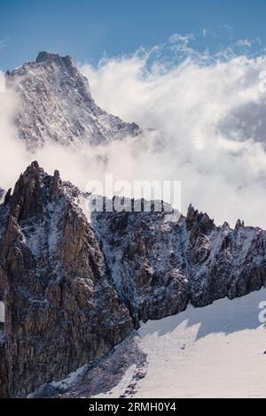 Vista sulle cime dello Skyway Monte bianco, Valle d'Aosta, Italia Foto Stock