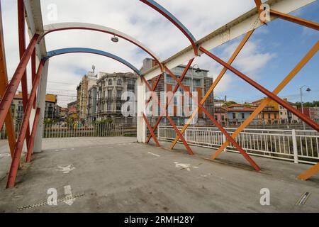 Ponte Sansebastian sul fiume Alvares ad Avilés Foto Stock