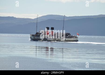 PS Waverley, Glasgow, l'ultimo piroscafo a pale che trasporta passeggeri in mare al mondo Foto Stock