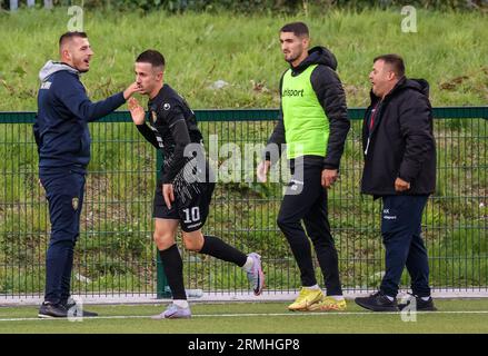 Solitude, Belfast, Irlanda del Nord, Regno Unito. 3 agosto 2023. UEFA Europa Conference League qualificazione secondo turno (andata e ritorno) – Larne contro Ballkani. FC Ballkani, calciatore Nazmi Gripshi (10). Foto Stock