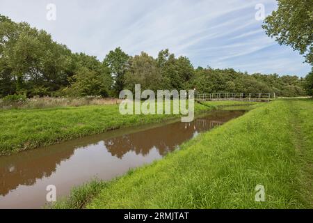 Ponte sulla Grote Nete nelle vicinanze di Westerlo Foto Stock