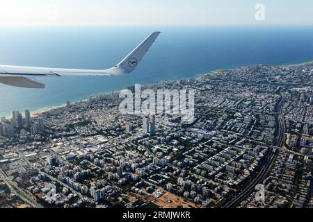 Vista aerea della costa mediterranea da Bat Yam a Tel Aviv settentrionale. Foto Stock