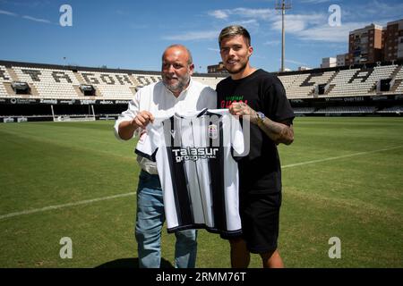 29/08/2023, il colombiano Juan Jose Narvaez, nuovo giocatore della squadra FC Cartagena, Estadio Cartagonova, Cartagena, regione di Murcia. Foto Stock