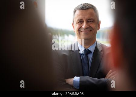 Parigi, Francia. 29 agosto 2023. Parigi, Francia, 29 agosto 2023. Il CEO di EDF Luc Remont partecipa a un incontro degli imprenditori francesi (REF) organizzato dall'associazione francese dei datori di lavoro Movement of the Enterprises of France (MEDEF) presso l'ippodromo di Longchamp a Parigi, il 29 agosto 2023. Foto di Raphael Lafargue/ABACAPRESS.COM Credit: Abaca Press/Alamy Live News Foto Stock