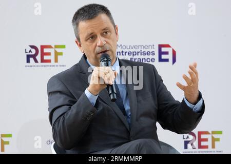 Parigi, Francia. 29 agosto 2023. Parigi, Francia, 29 agosto 2023. Il CEO di EDF Luc Remont partecipa a un incontro degli imprenditori francesi (REF) organizzato dall'associazione francese dei datori di lavoro Movement of the Enterprises of France (MEDEF) presso l'ippodromo di Longchamp a Parigi, il 29 agosto 2023. Foto di Raphael Lafargue/ABACAPRESS.COM Credit: Abaca Press/Alamy Live News Foto Stock