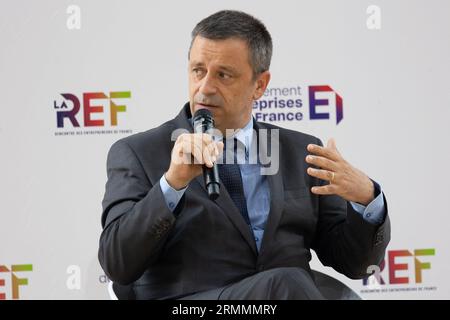Parigi, Francia. 29 agosto 2023. Parigi, Francia, 29 agosto 2023. Il CEO di EDF Luc Remont partecipa a un incontro degli imprenditori francesi (REF) organizzato dall'associazione francese dei datori di lavoro Movement of the Enterprises of France (MEDEF) presso l'ippodromo di Longchamp a Parigi, il 29 agosto 2023. Foto di Raphael Lafargue/ABACAPRESS.COM Credit: Abaca Press/Alamy Live News Foto Stock