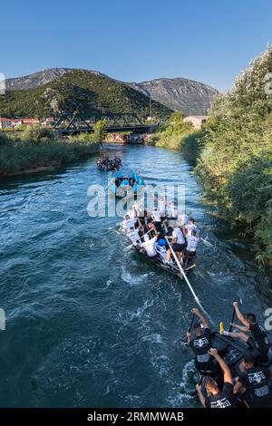 Neretva race, "Ladja competition" Foto Stock