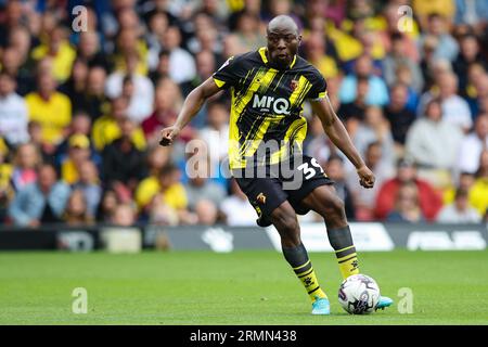 WATFORD, Regno Unito - 27 agosto 2023: Edo Kayembe di Watford in azione durante il match per lo Sky Bet Championship tra Watford e Blackburn Rovers a Vicarage Foto Stock