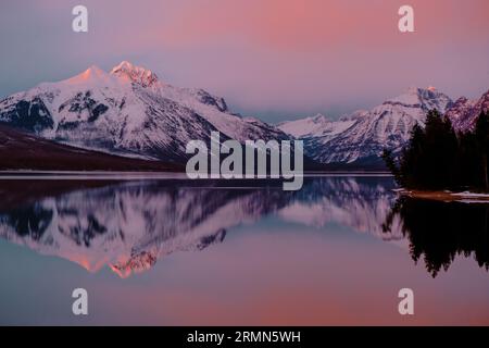 Sunset captured at Lake McDonald, Montana Foto Stock