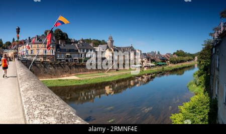 Visita il 24290 Montignac e Les Eyzies e Saint-Léon-sur-Vézère dordogne periford nord france Foto Stock