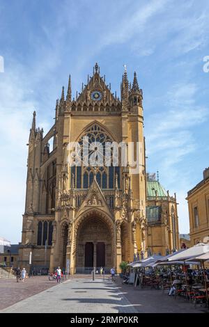 Esterno della cattedrale di Metz,. Francia Foto Stock