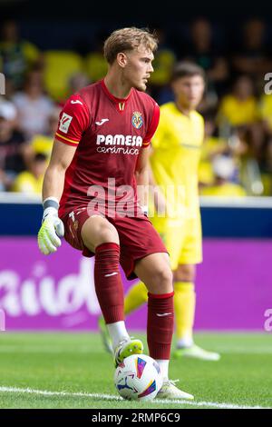 Villarreal, Spagna. 27 agosto 2023. Filip Jorgensen del Villarreal CF durante la partita LaLiga EA Sports tra il Villarreal CF e il FC Barcelona all'Estadio la ceramica di Villarreal, in Spagna. Credito: DAX Images/Alamy Live News Foto Stock