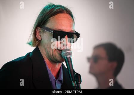 Joyeria suona dal vivo sul Rising Stage al Green Man Festival in Galles, Regno Unito, agosto 2023. Foto: Rob Watkins Foto Stock