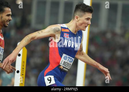 Budapest, Ungheria. 27 agosto 2023. Jakob INGEBRIGTSEN di NOR Final 5000 METRI UOMINI durante i Campionati del mondo 2023 il 27 agosto 2023 a Nemzeti Atletikai Kozpont a Budapest, Ungheria. Foto Laurent Lairys/ABACAPRESS.COM credito: Abaca Press/Alamy Live News Foto Stock